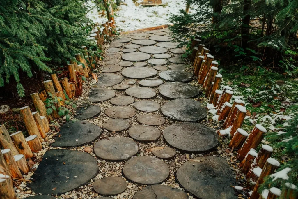 How to Clean a Pathway​
